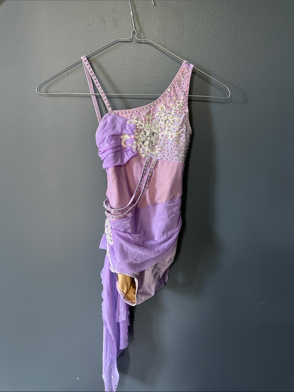 Lilac One-Shoulder Dance Costume with Sequin Embellishments